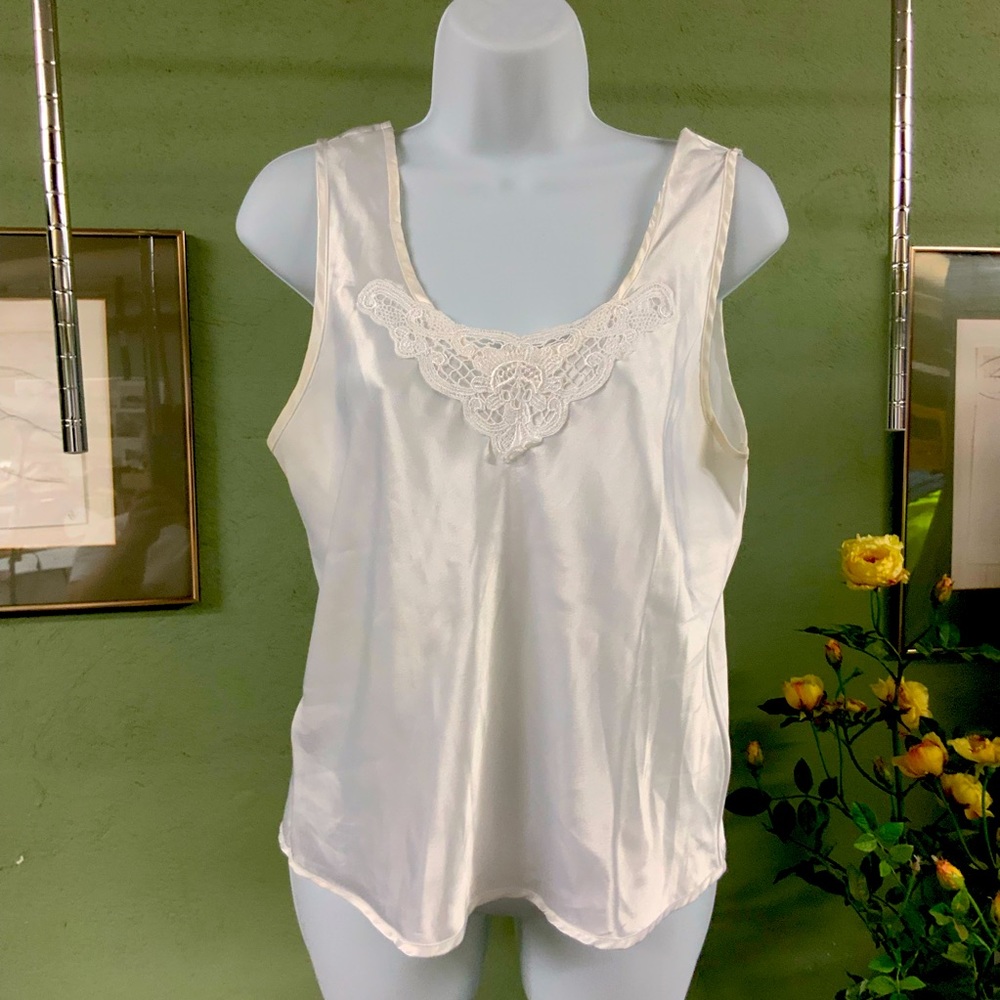 Womans sleepwear
